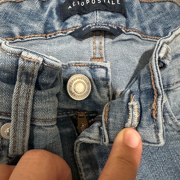 Aeropostale Light Blue Distressed Skinny Jeans - Picture 2 of 7